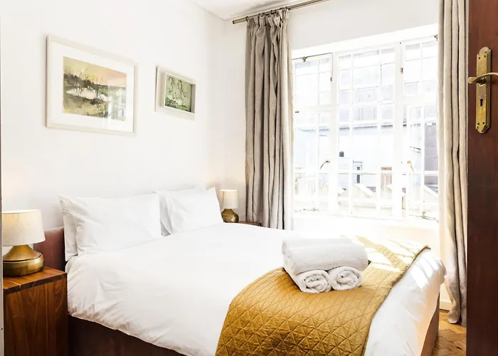 Charming 1Br On Green Market Sq